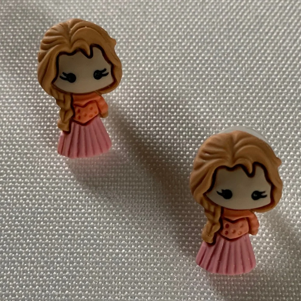 NWT. Handmade Pierced Pretty Princess Earrings for Girls!  For ages 5 and up!
